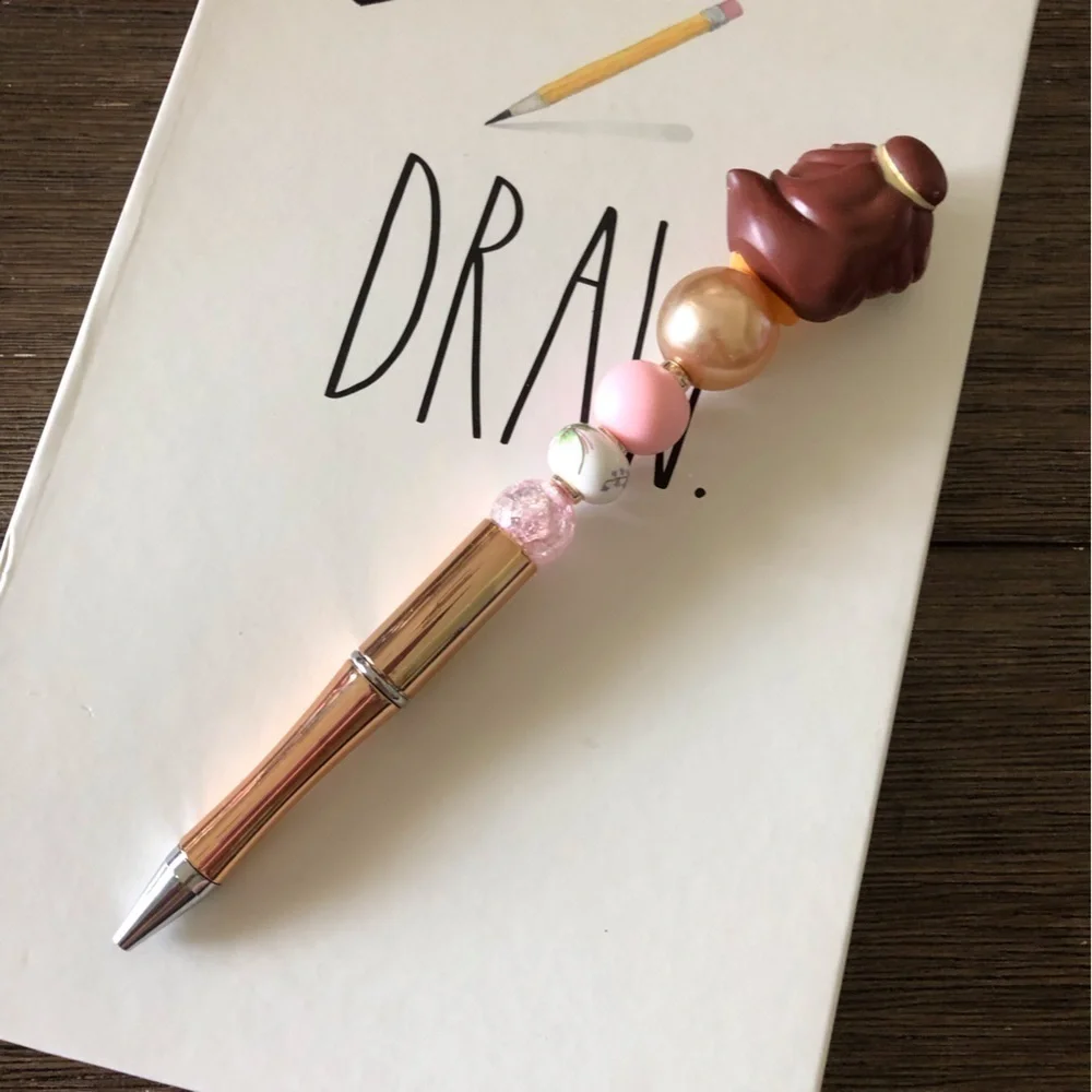 Disney Doorables: Beauty and the Beast: Belle handmade beaded pen